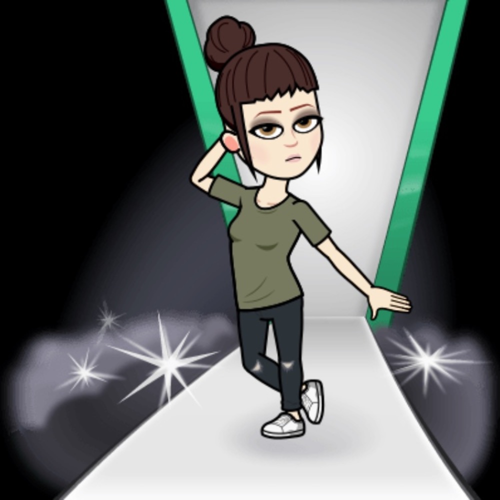 Meet your Posher, Danielle